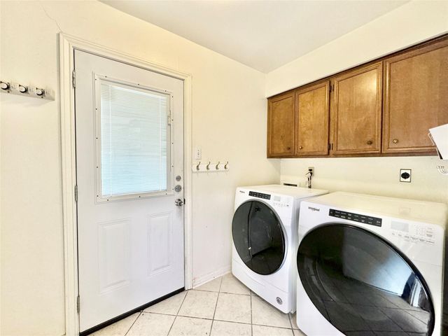 7914 Candle Lane, Houston, TX 77071