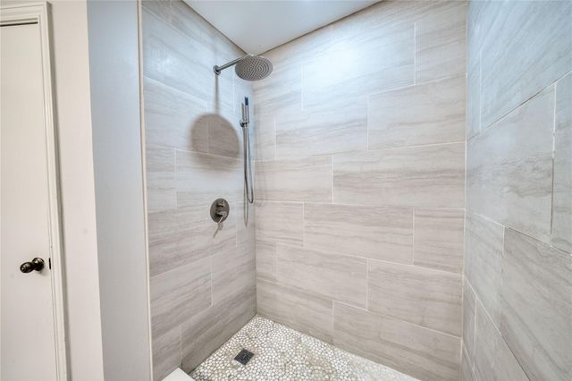 7914 Candle Lane, Houston, TX 77071