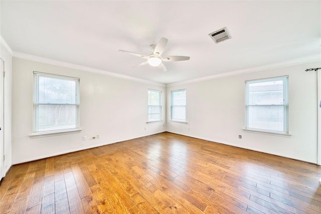 7914 Candle Lane, Houston, TX 77071