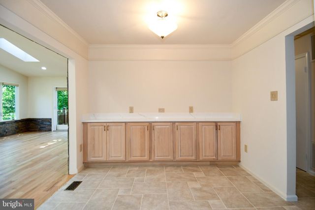 11061 TOTTENHAM LN, Reston, VA 20194