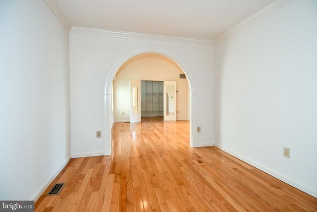 11061 TOTTENHAM LN, Reston, VA 20194
