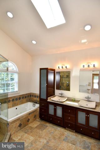 11061 TOTTENHAM LN, Reston, VA 20194