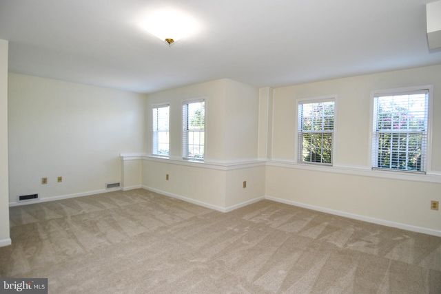 11061 TOTTENHAM LN, Reston, VA 20194