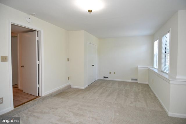 11061 TOTTENHAM LN, Reston, VA 20194
