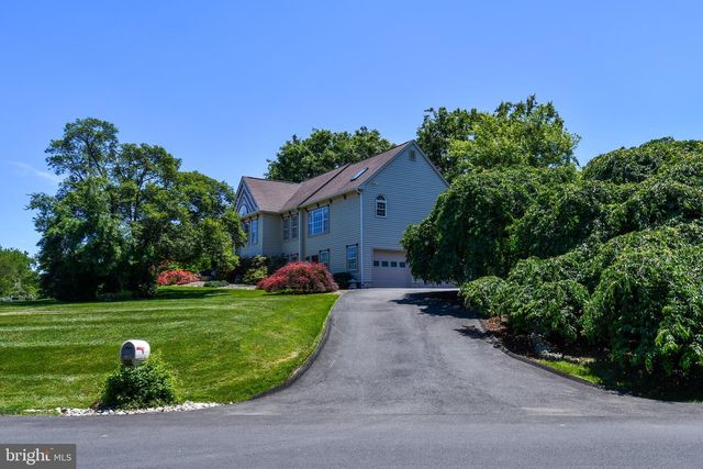 11061 TOTTENHAM LN, Reston, VA 20194
