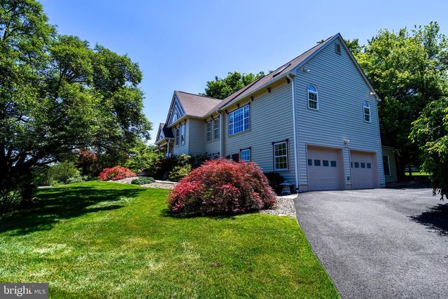 11061 TOTTENHAM LN, Reston, VA 20194