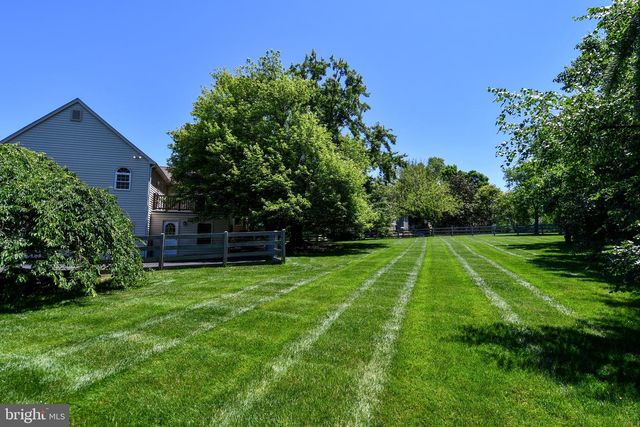11061 TOTTENHAM LN, Reston, VA 20194