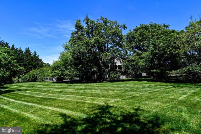 11061 TOTTENHAM LN, Reston, VA 20194
