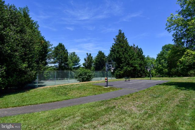 11061 TOTTENHAM LN, Reston, VA 20194