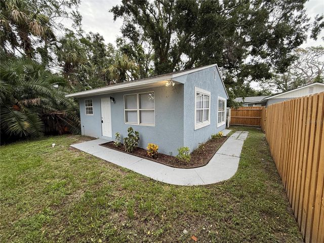 427 40TH AVENUE S, St Petersburg, FL 33705