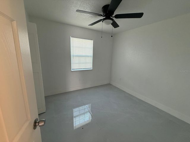 427 40TH AVENUE S, St Petersburg, FL 33705