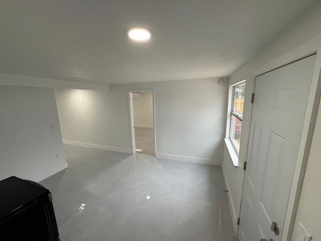 427 40TH AVENUE S, St Petersburg, FL 33705