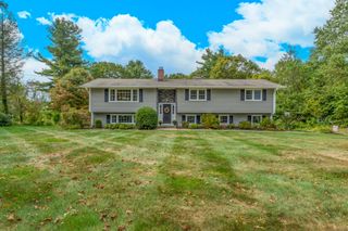 16 Craig Drive, Monroe, CT 06468