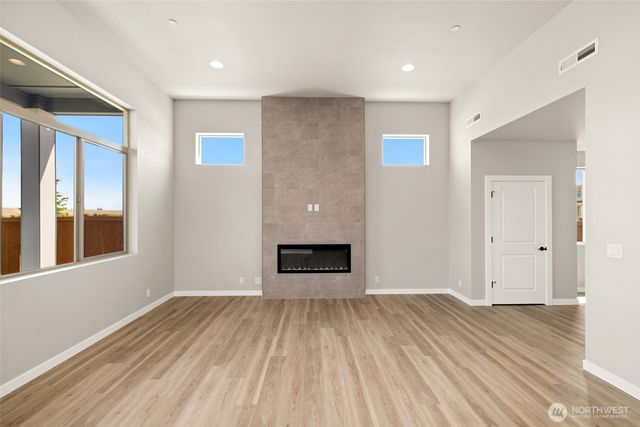 13923 178th Street E #37, Puyallup, WA 98374