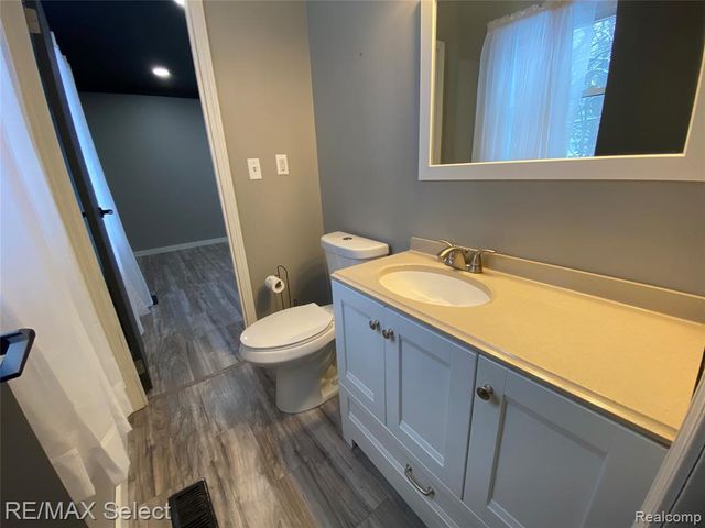 1418 Houston Drive, Swartz Creek, MI 48473