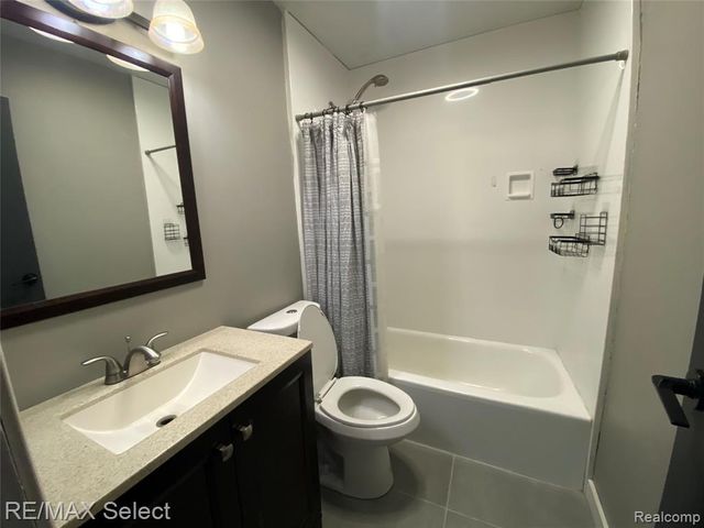 1418 Houston Drive, Swartz Creek, MI 48473