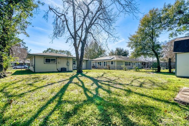 5014 Viking Drive, Houston, TX 77092