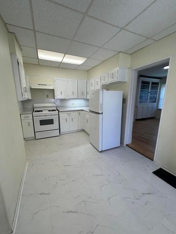 329 E 12th Avenue, Columbus, OH 43201