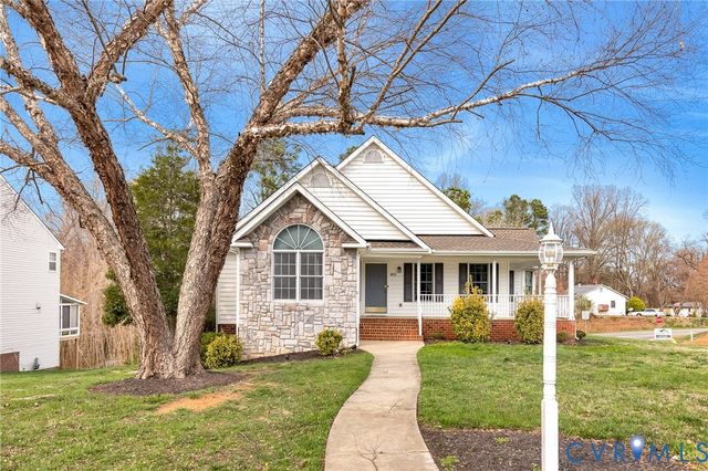 8222 Eagle Creek Pl, Mechanicsville, VA 23116