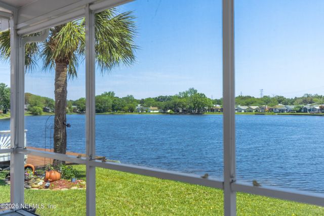 3925 ARBOR LAKE Drive W, Jacksonville, FL 32225