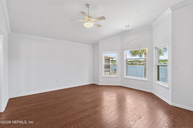 3925 ARBOR LAKE Drive W, Jacksonville, FL 32225