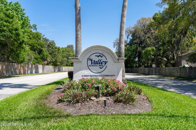 3925 ARBOR LAKE Drive W, Jacksonville, FL 32225