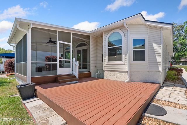 3925 ARBOR LAKE Drive W, Jacksonville, FL 32225