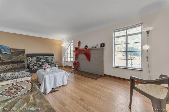 5801 Oakman Boulevard, Detroit, MI 48204