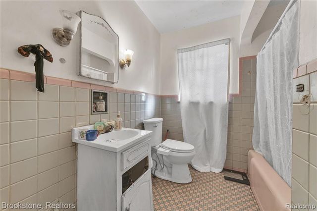 5801 Oakman Boulevard, Detroit, MI 48204