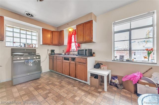 5801 Oakman Boulevard, Detroit, MI 48204