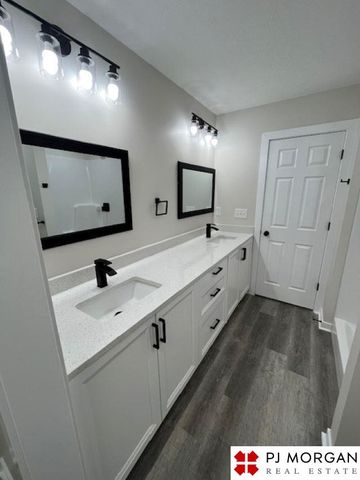 1415 M Street, Omaha, NE 68107