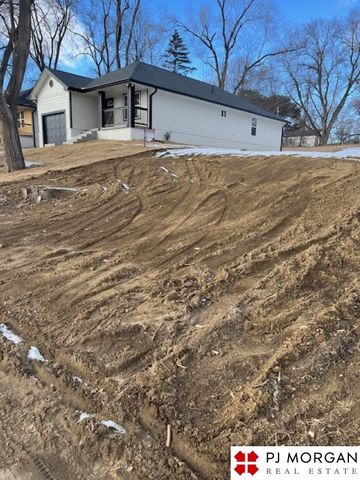 1415 M Street, Omaha, NE 68107