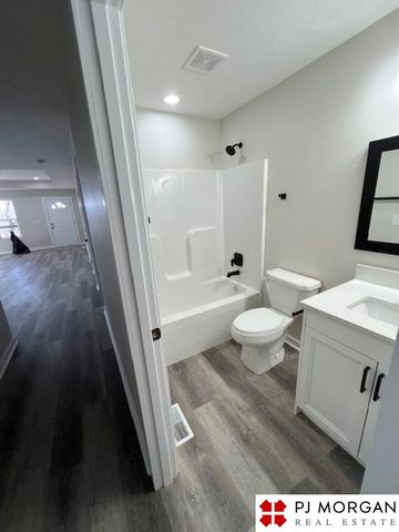 1415 M Street, Omaha, NE 68107