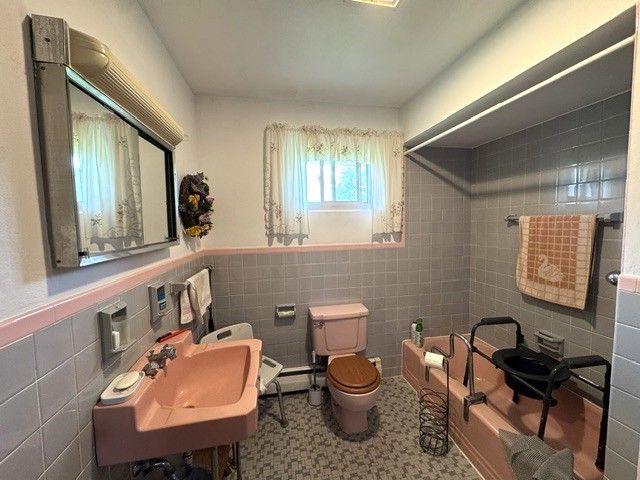4514 Route 136, Hempfield Twp, PA 15601