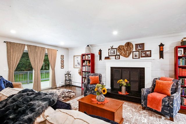 10 Courtland Drive, East Sandwich, MA 02537