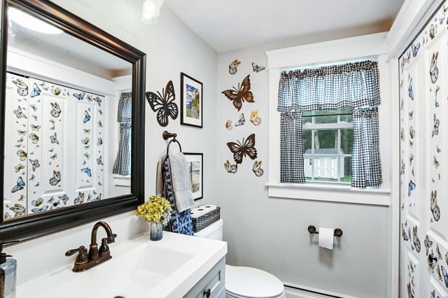 10 Courtland Drive, East Sandwich, MA 02537