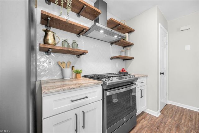 1584 Sword Dancer DR, Virginia Beach, VA 23454