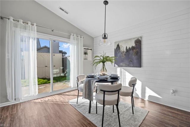 1584 Sword Dancer DR, Virginia Beach, VA 23454