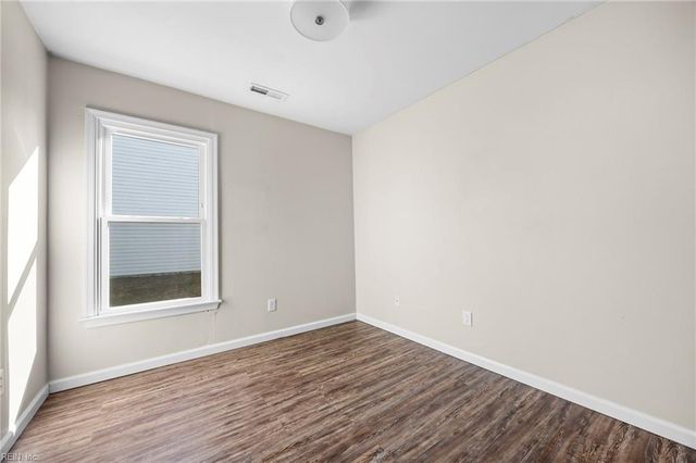 1584 Sword Dancer DR, Virginia Beach, VA 23454