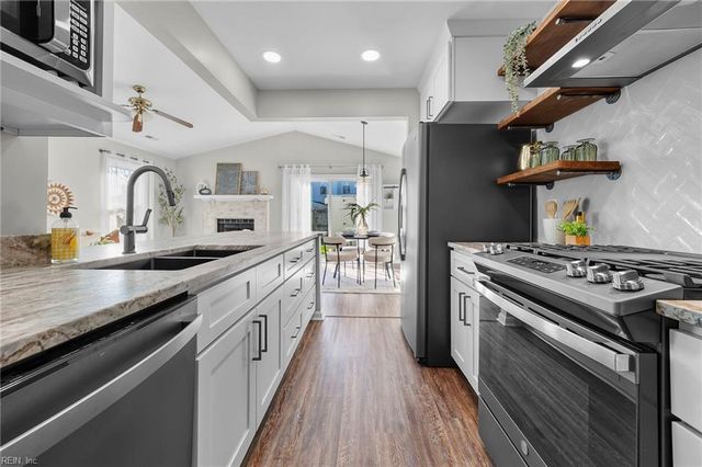 1584 Sword Dancer DR, Virginia Beach, VA 23454