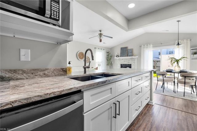 1584 Sword Dancer DR, Virginia Beach, VA 23454