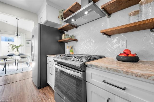 1584 Sword Dancer DR, Virginia Beach, VA 23454