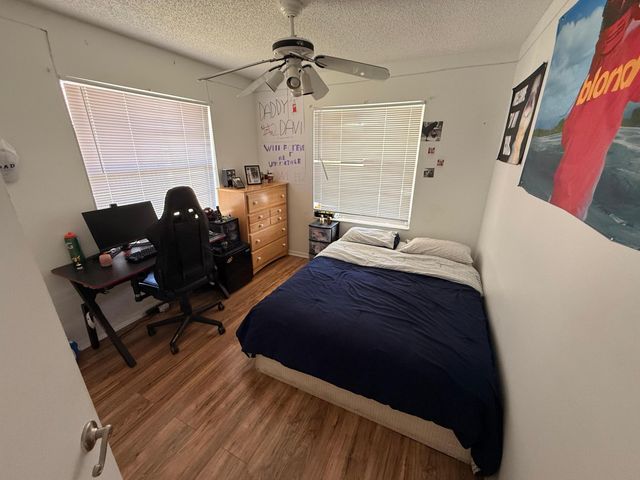 9923 Three Lakes Circle 13-h, Boca Raton, FL 33428