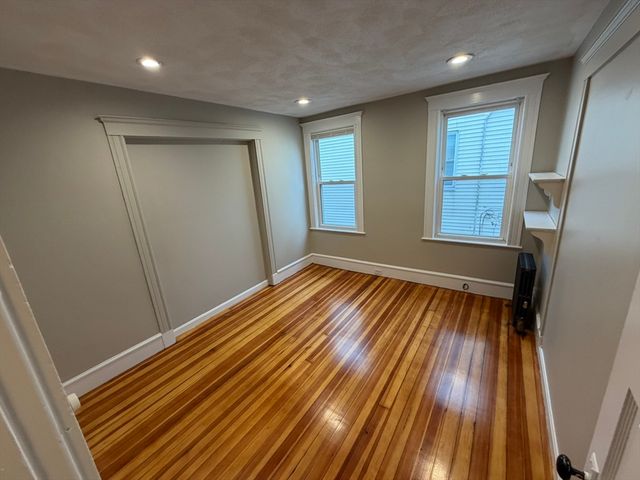 37-39 Belknap St. B, Somerville, MA 02144
