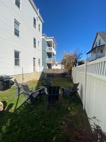 37-39 Belknap St. B, Somerville, MA 02144