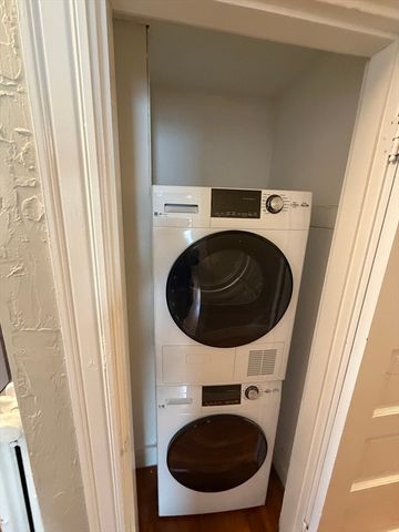 37-39 Belknap St. B, Somerville, MA 02144