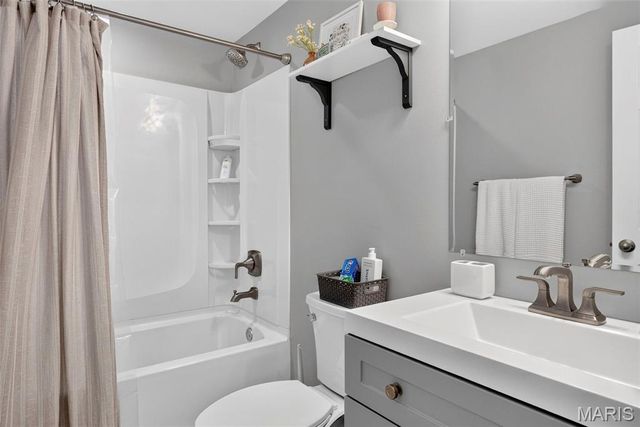1703 Coupru Court, St Peters, MO 63376