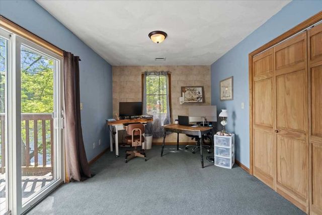 212 Grove St, Clinton, MA 01510