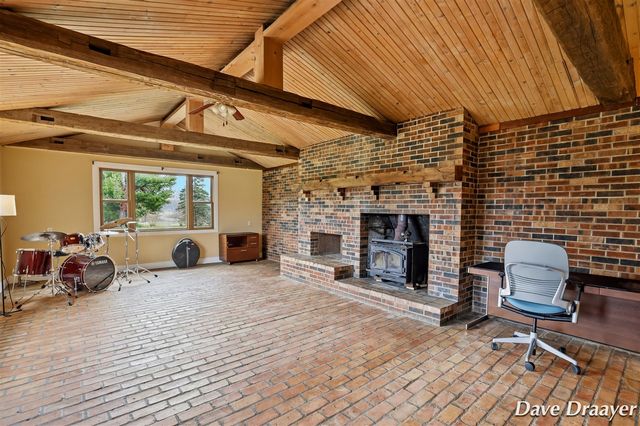 7869 17 Mile Road, Cedar Springs, MI 49319