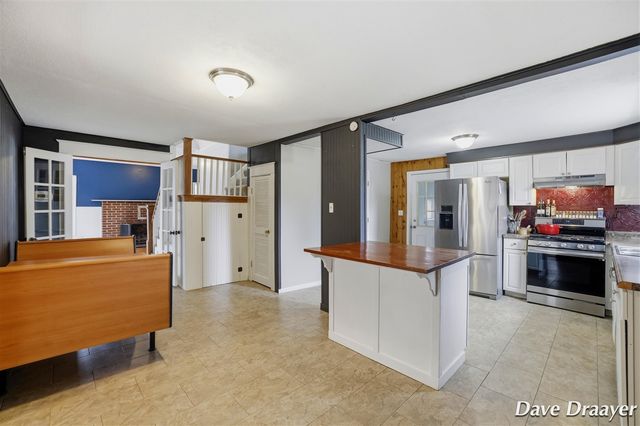 7869 17 Mile Road, Cedar Springs, MI 49319